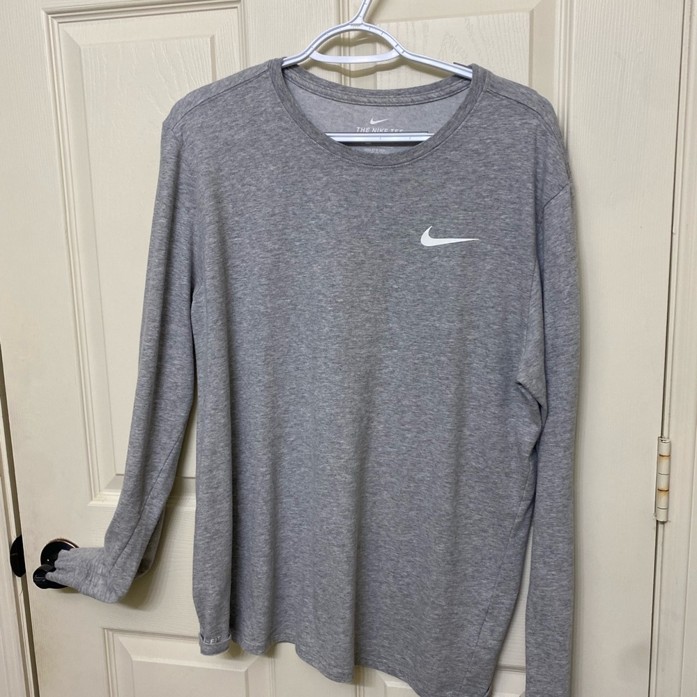 Nike dri-fit long sleeve